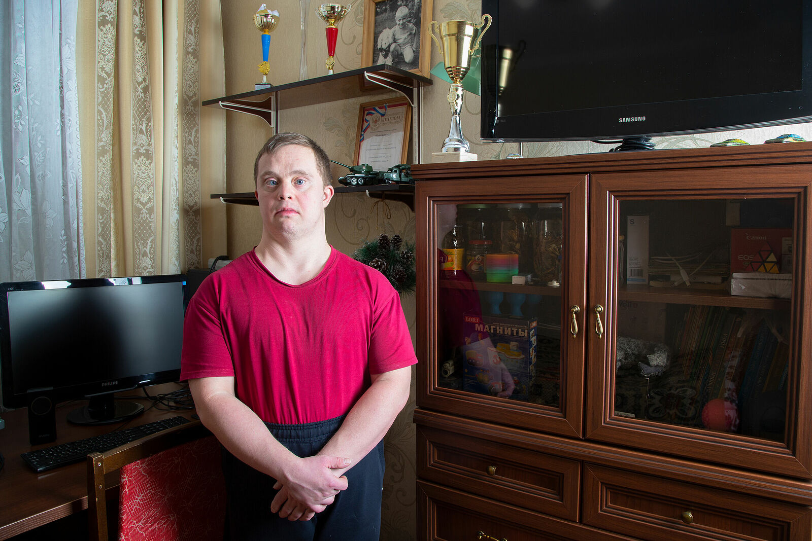    Костя.Солнечный человек, добрый, общительный, ласковый.В спорт Костю привели родители. Спортивный зал, товарищи по спорту занимаю  в жизни Кости все время.Спортивный зал стал для него вторым домом, а товарищи по команде — настоящей семьей.

Костя - призер Всероссийских соревнований по пауэрлифтингу среди лиц с интеллектуальными отклонениями . Участник городских и областных соревнований по пауэрлифтингу.